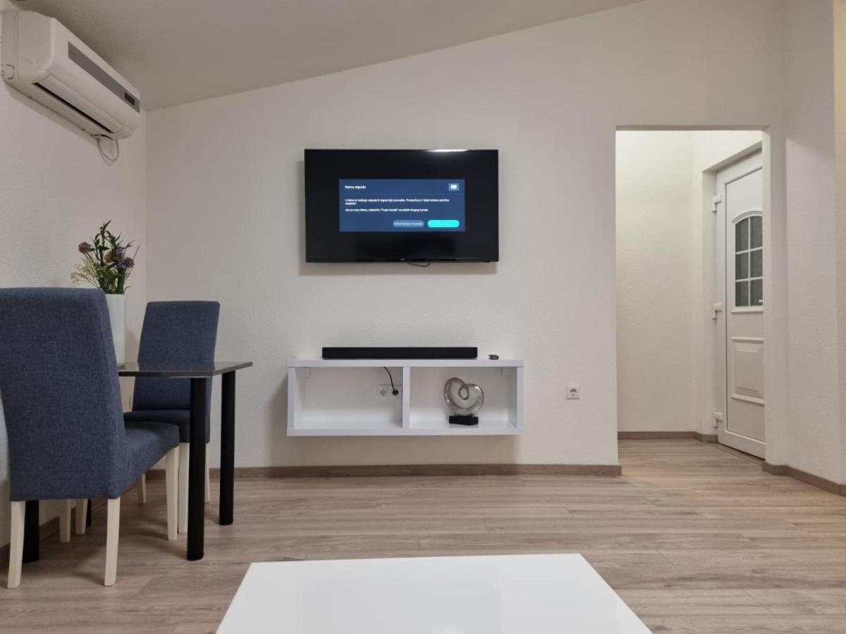 Apartman Suzana Sindija بيبينيا المظهر الخارجي الصورة