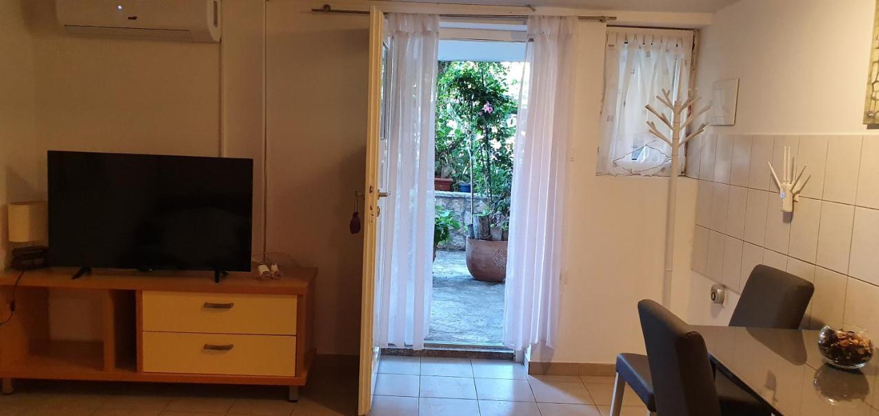 Apartman Suzana Sindija بيبينيا المظهر الخارجي الصورة