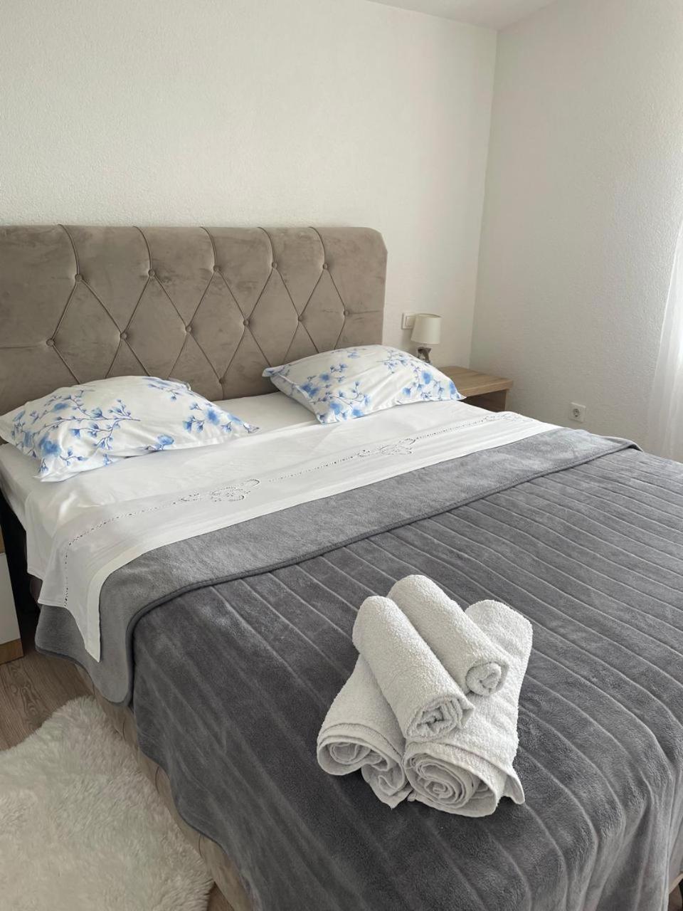 Apartman Suzana Sindija بيبينيا المظهر الخارجي الصورة